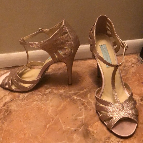 Betsey Johnson Shoes - Betsey Johnson sparkly heels